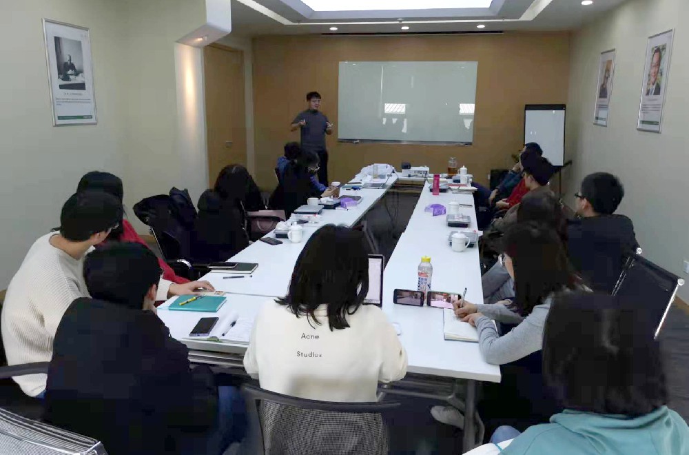 k8凯发(中国)公司召开校企、院企合作的重要会议